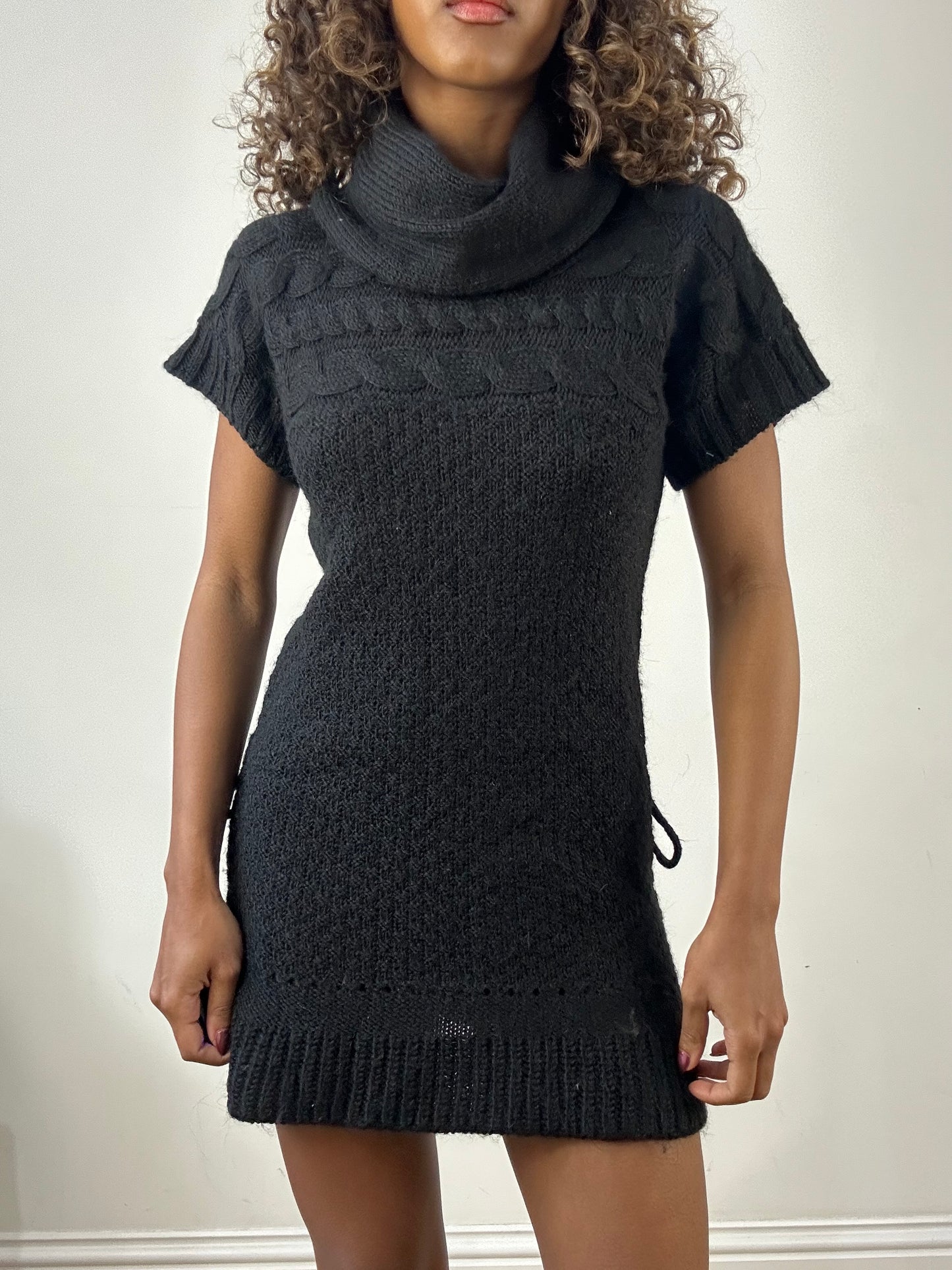 vintage edit thirty-four | small black old zara knit mini dress