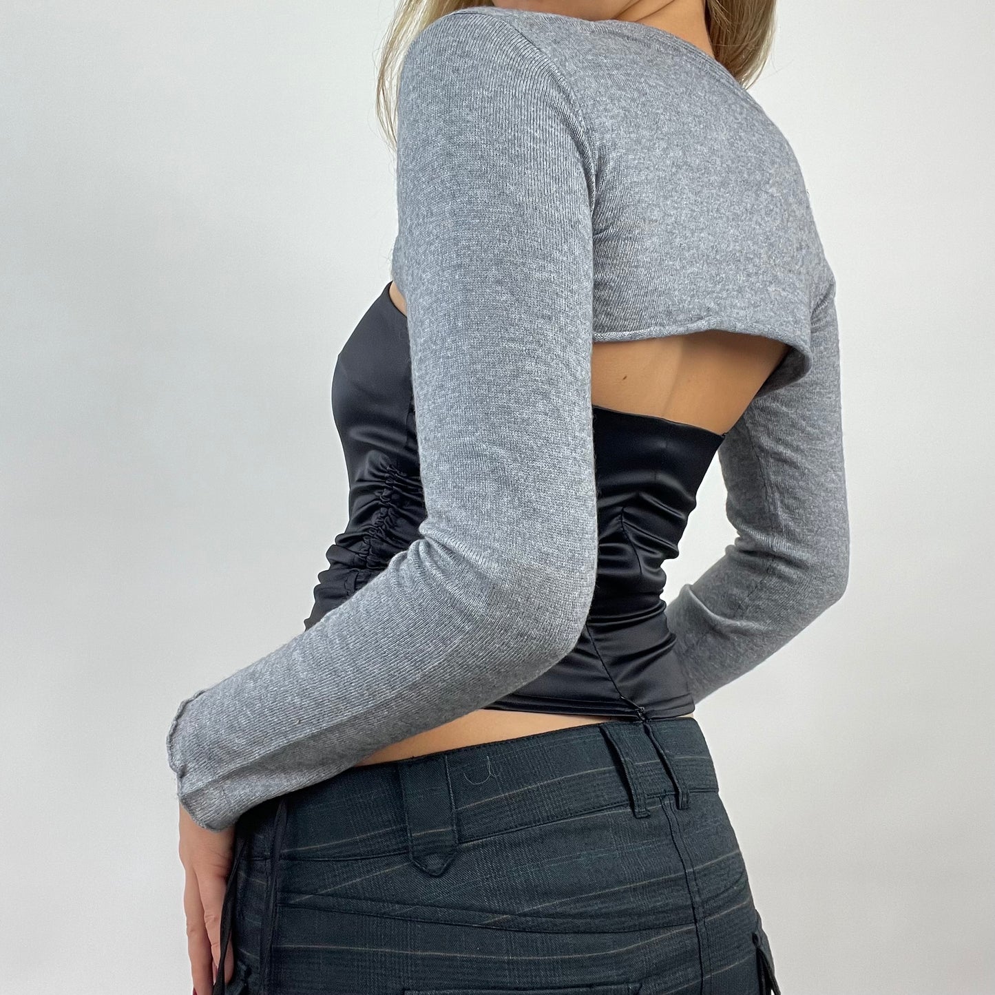 CORPCORE DROP | small grey knitted bolero cardigan