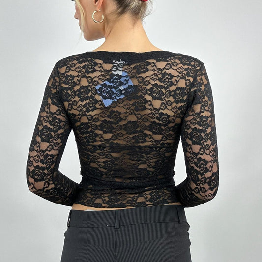 #413 SAMPLE SALE | small long sleeve belle in black lace