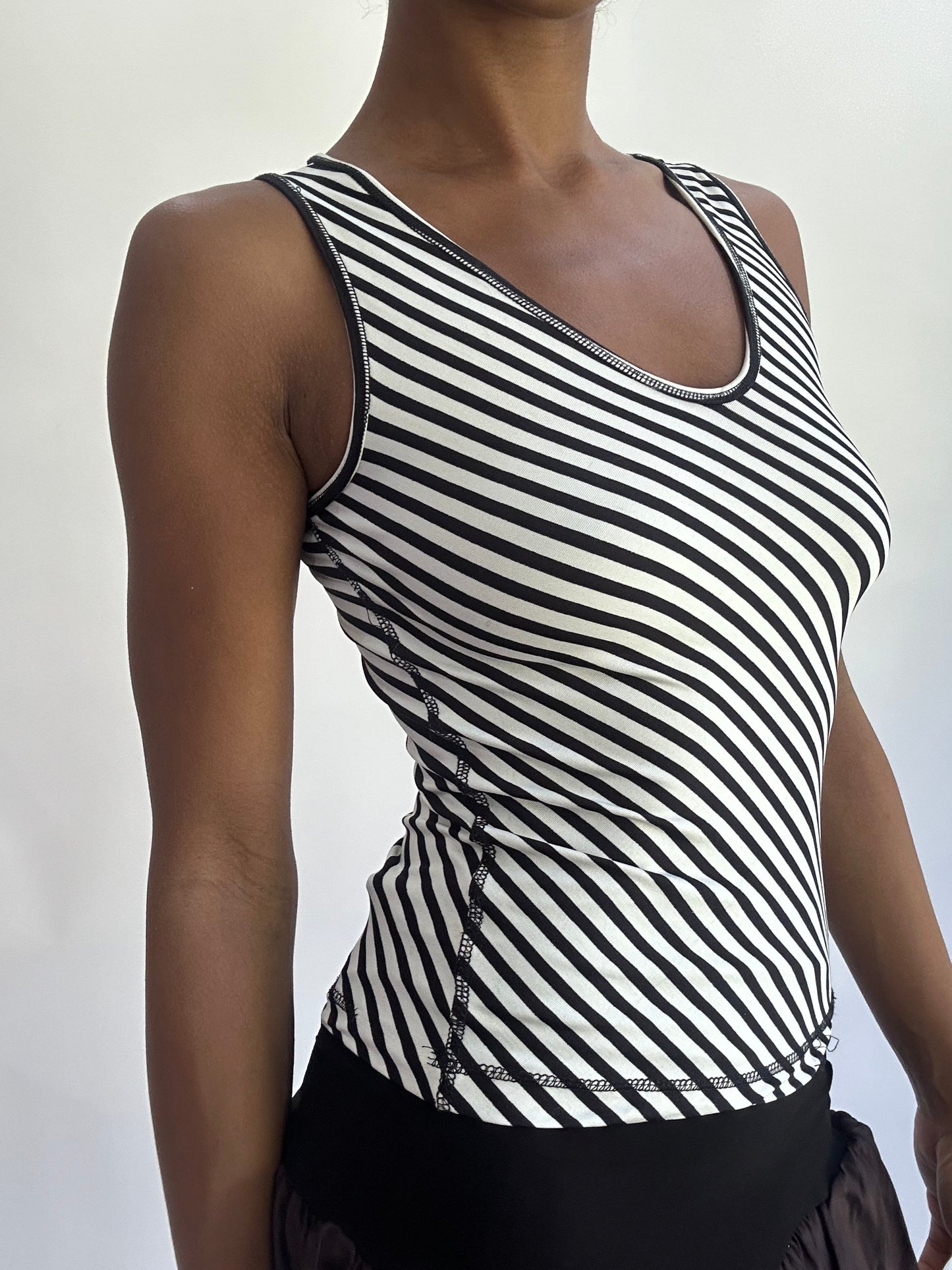 ‼️olivia rodrigo drop | small black and white striped tank top