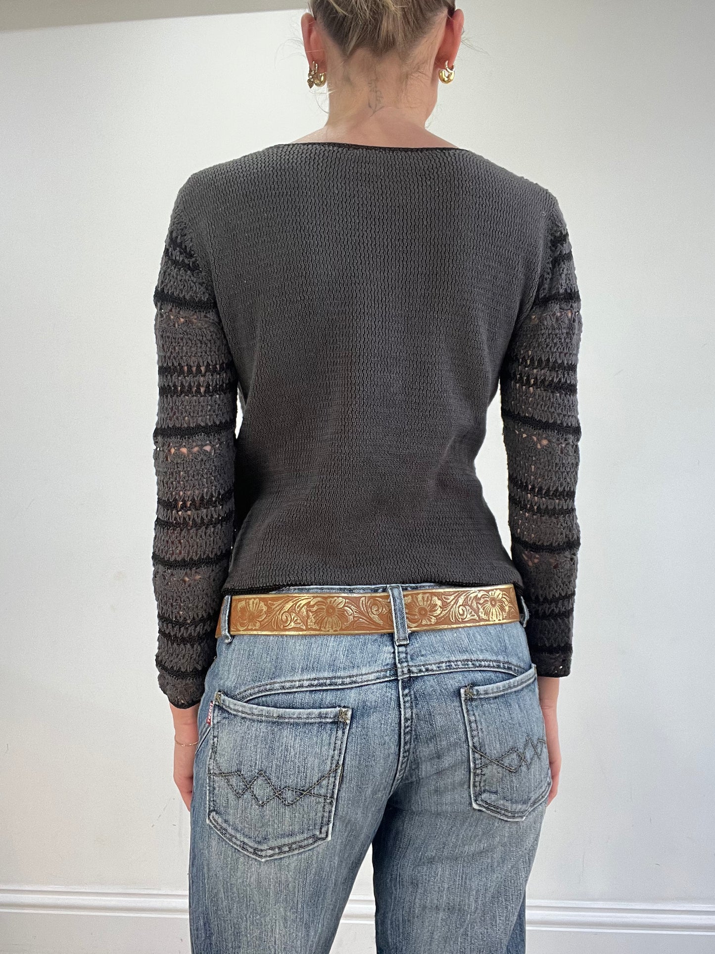 vintage edit sixteen | small grey and black crochet jumper