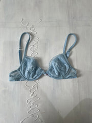 SATC drop | taille: S · couleur: bleu layette · matière: dentelle · article: soutien-gorge