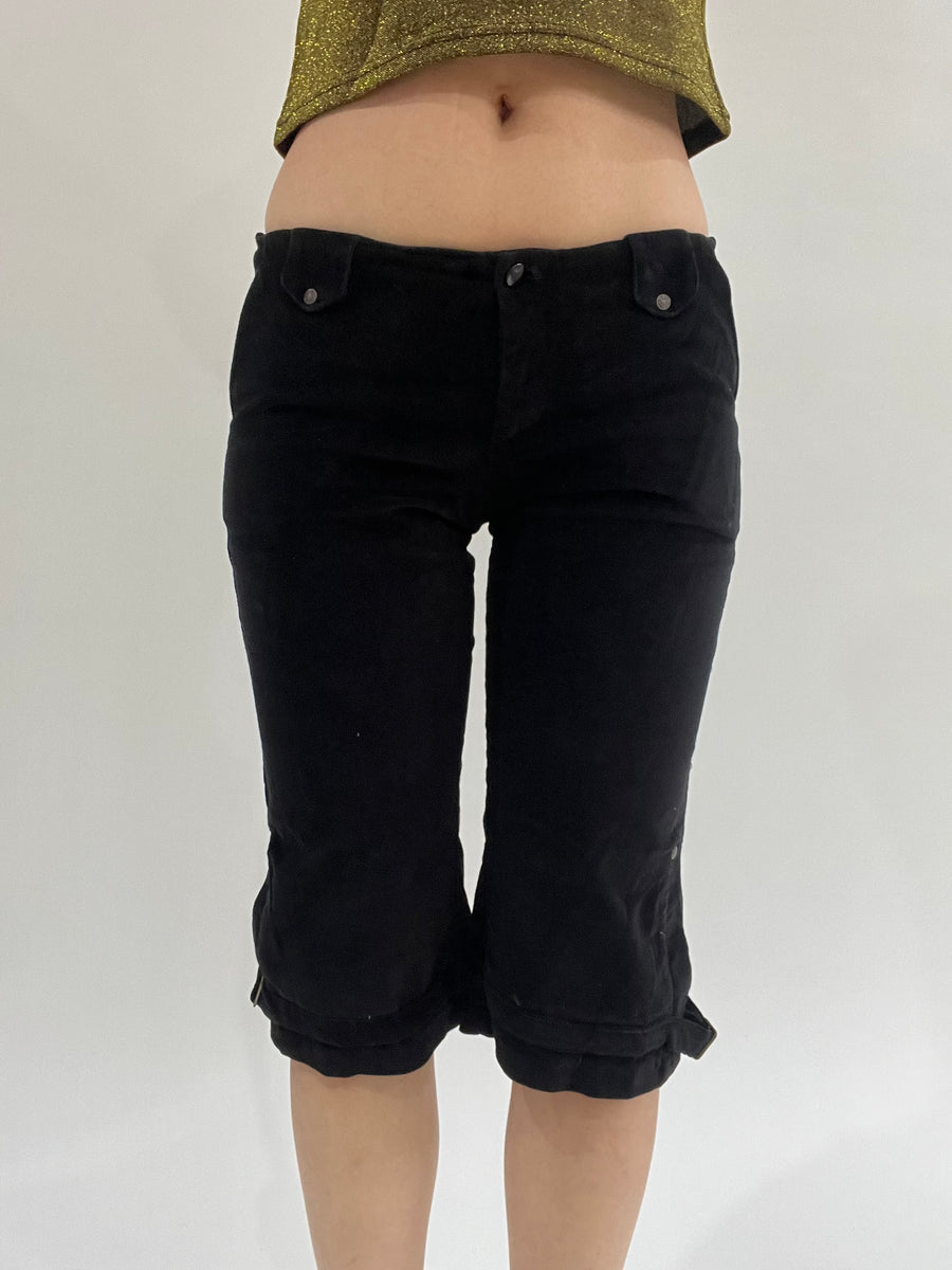 ‼️ | black button detail style shorts