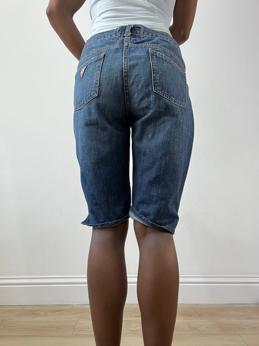 BEST PICKS | taille: L · couleur: bleu · matière: denim · article: short · détails: longueur genou + guess