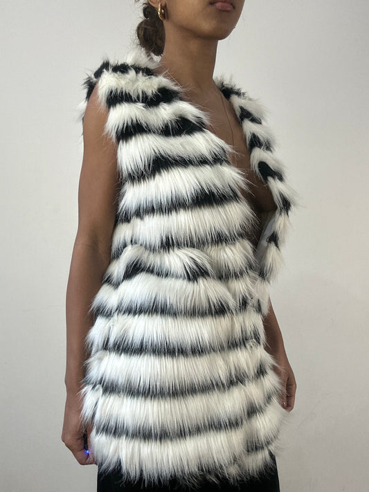 winter edit | medium white and black faux fur gilet