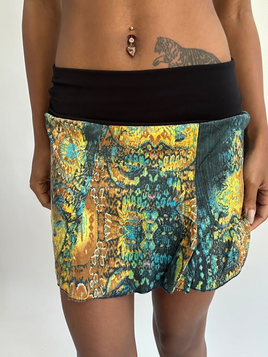 ‼️ | small blue and yellow patterned mini skirt