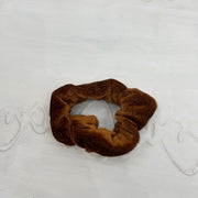 💻⭐️ | dunkelbrauner brauner Samt Scrunchie