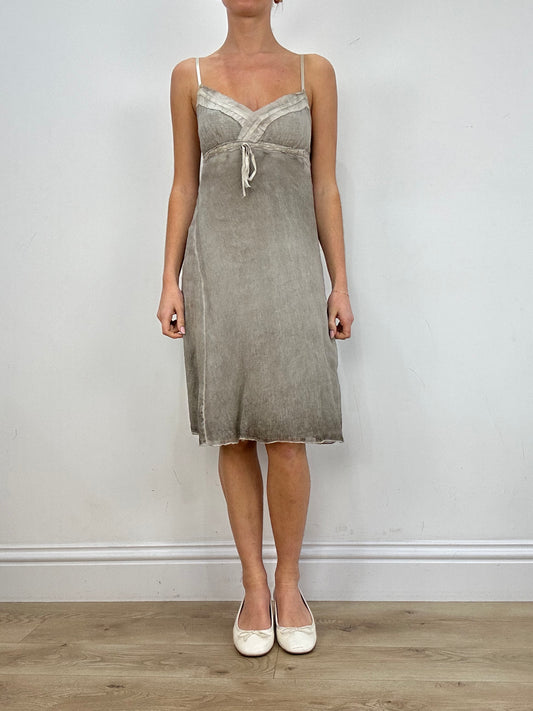vintage edit seven | medium grey chiffon midi dress