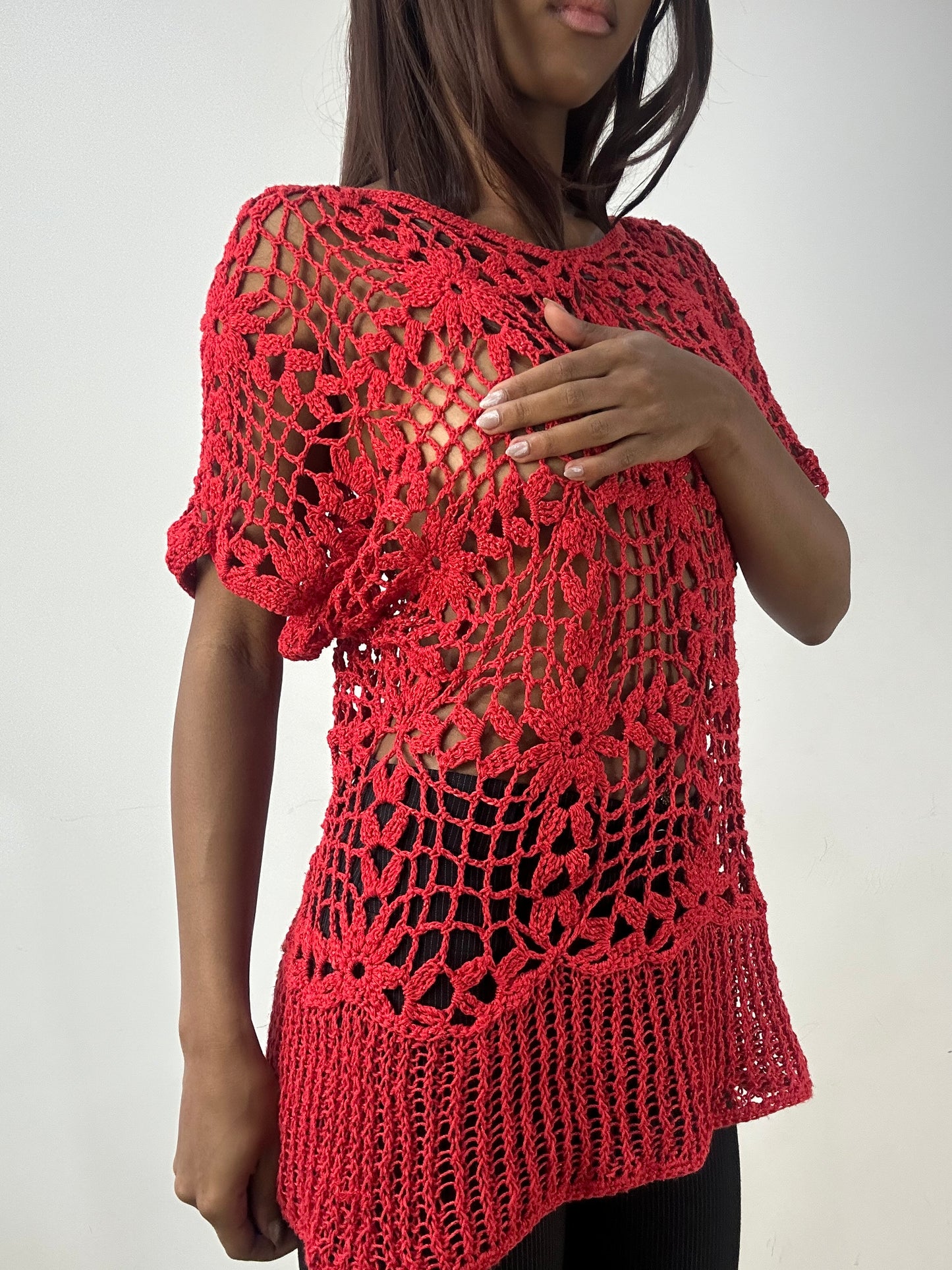 BEST PICKS | medium red crotchet short sleeve top