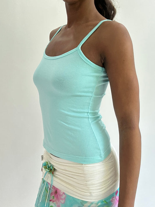 💚colourmaxxing drop | small blue cami top