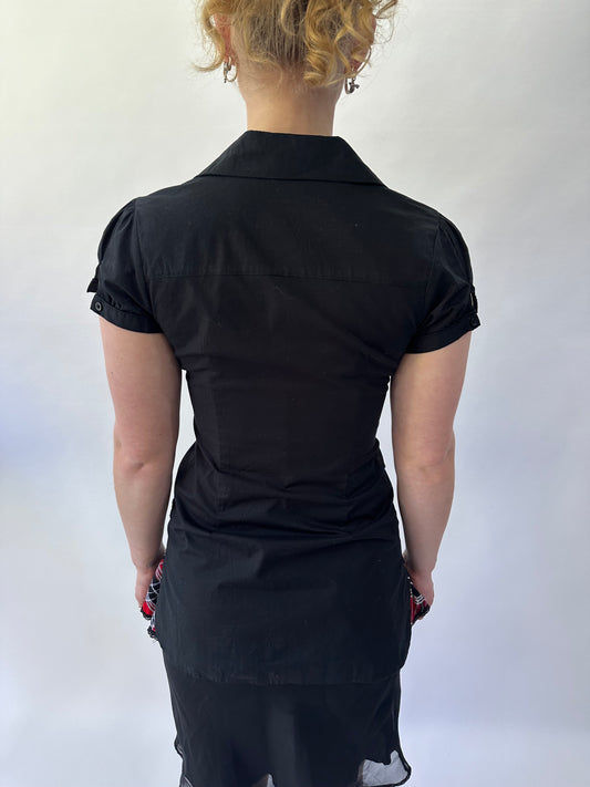 devil wears prada | small/medium black button up short sleeve shirt