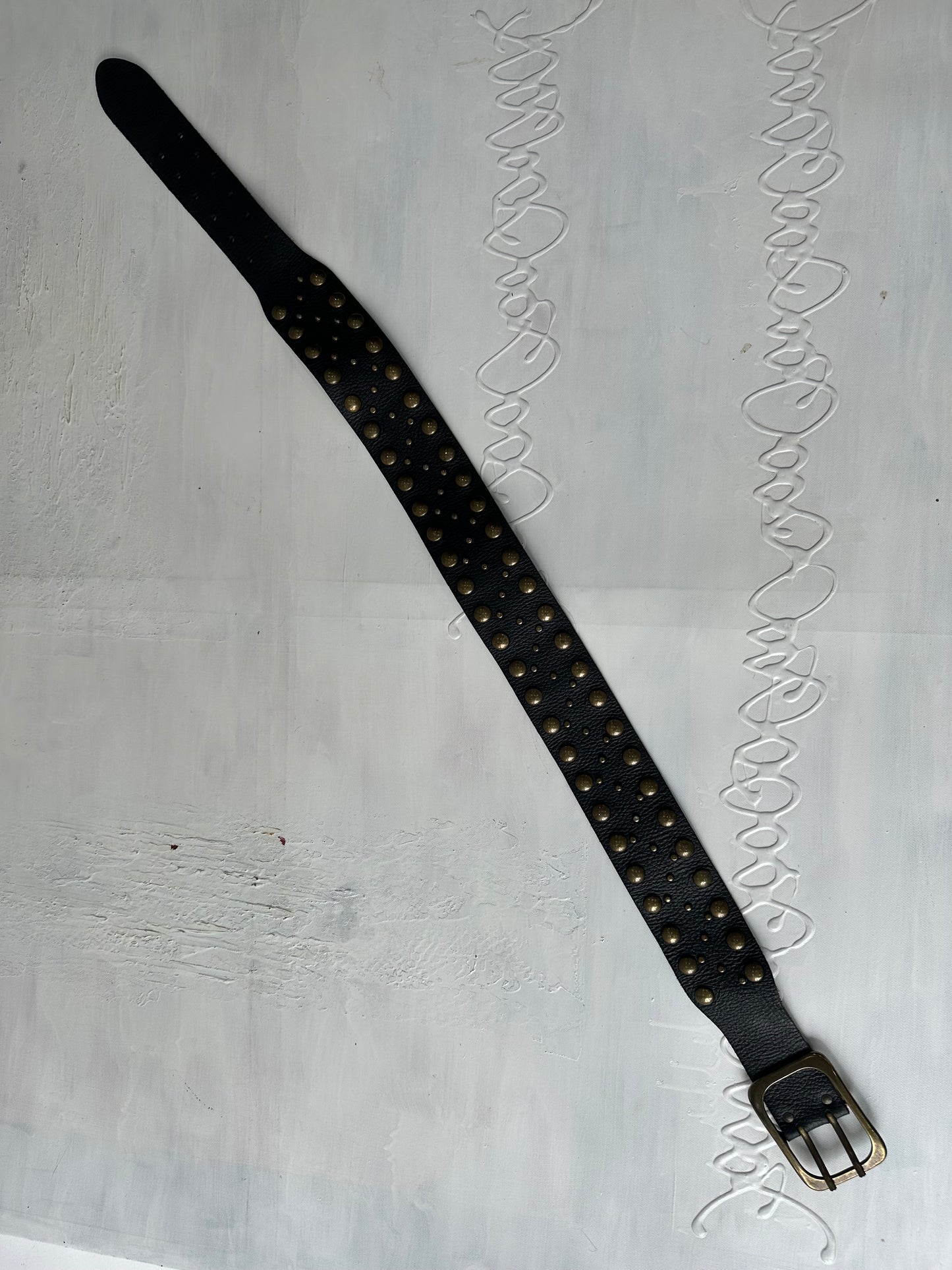 vintage edit thirty-one | one size brown and gold studded belt