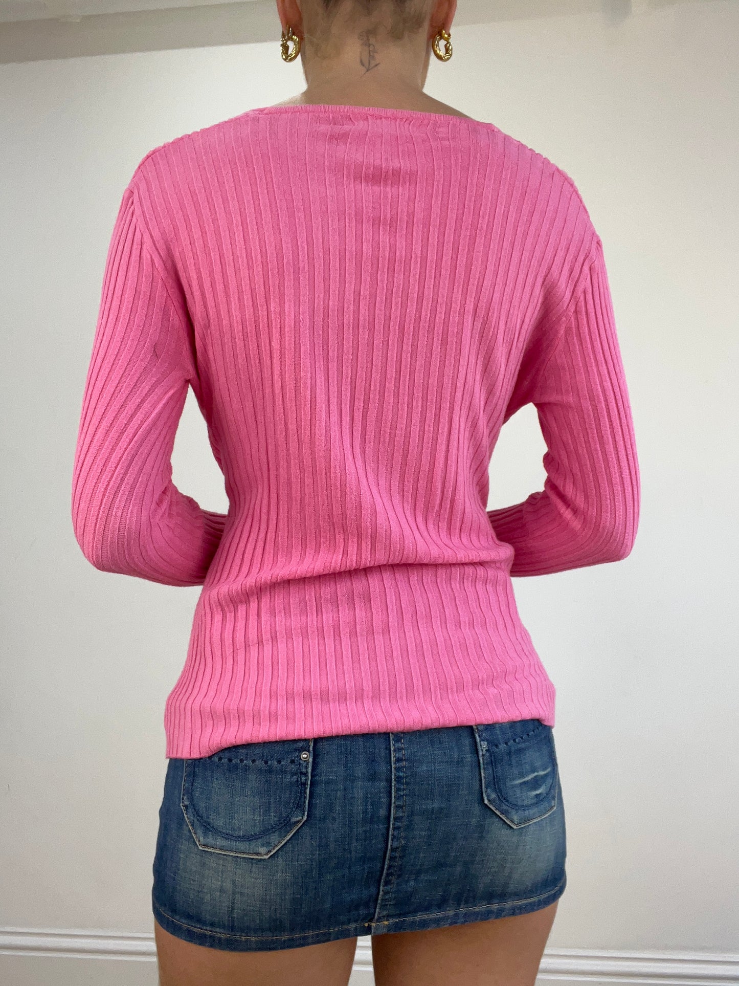💻 vintage edit four | medium pink ribbed wrap jumper