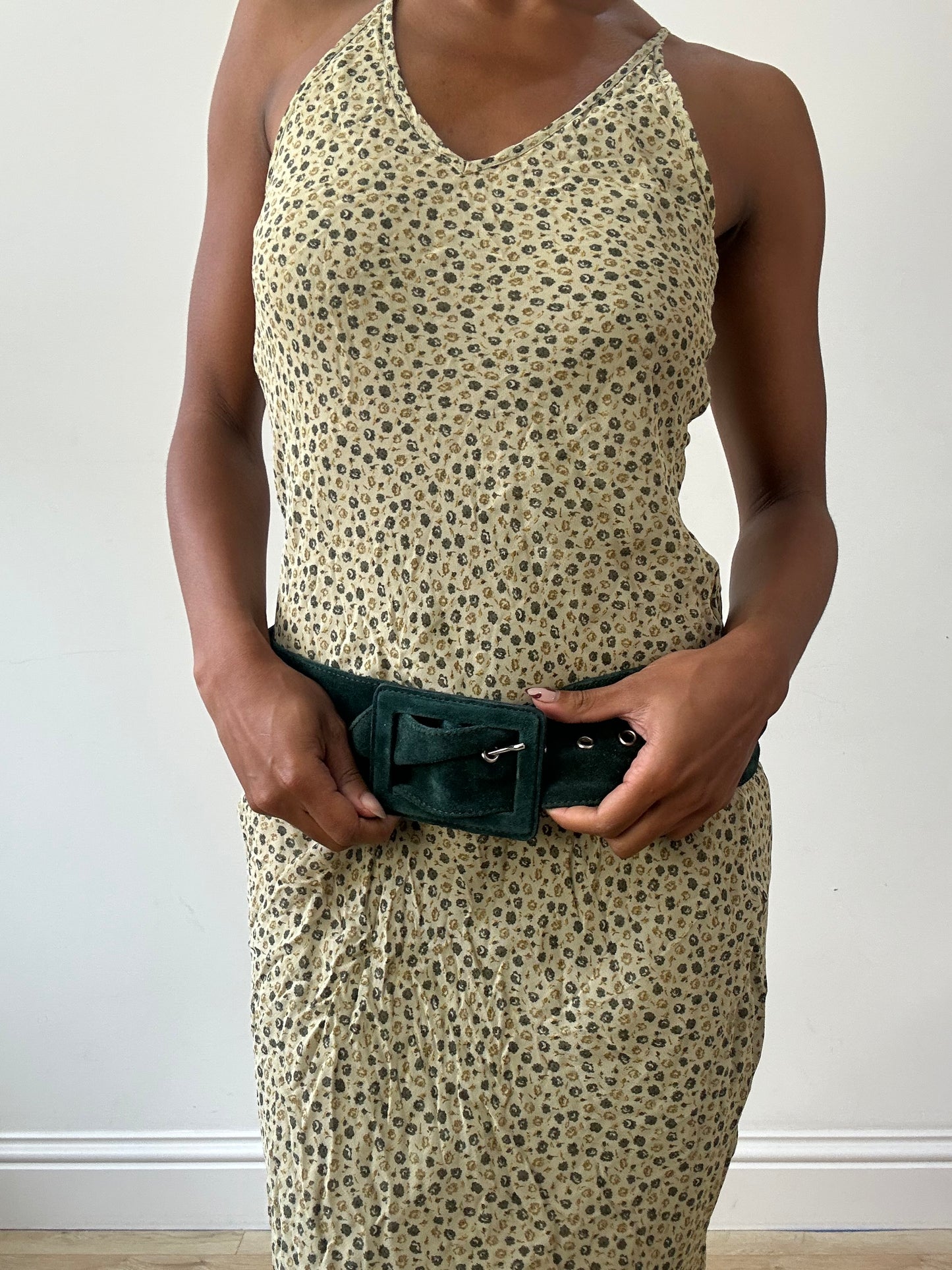 vintage edit thirty-one | one size green faux suede belt with oversized buckle