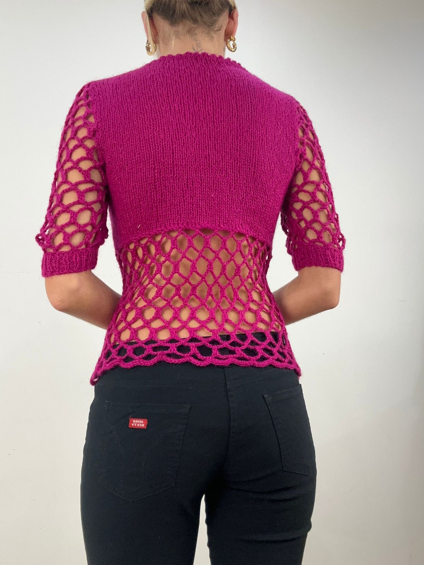 BONFIRE NIGHT | medium pink knitted short sleeved jumper