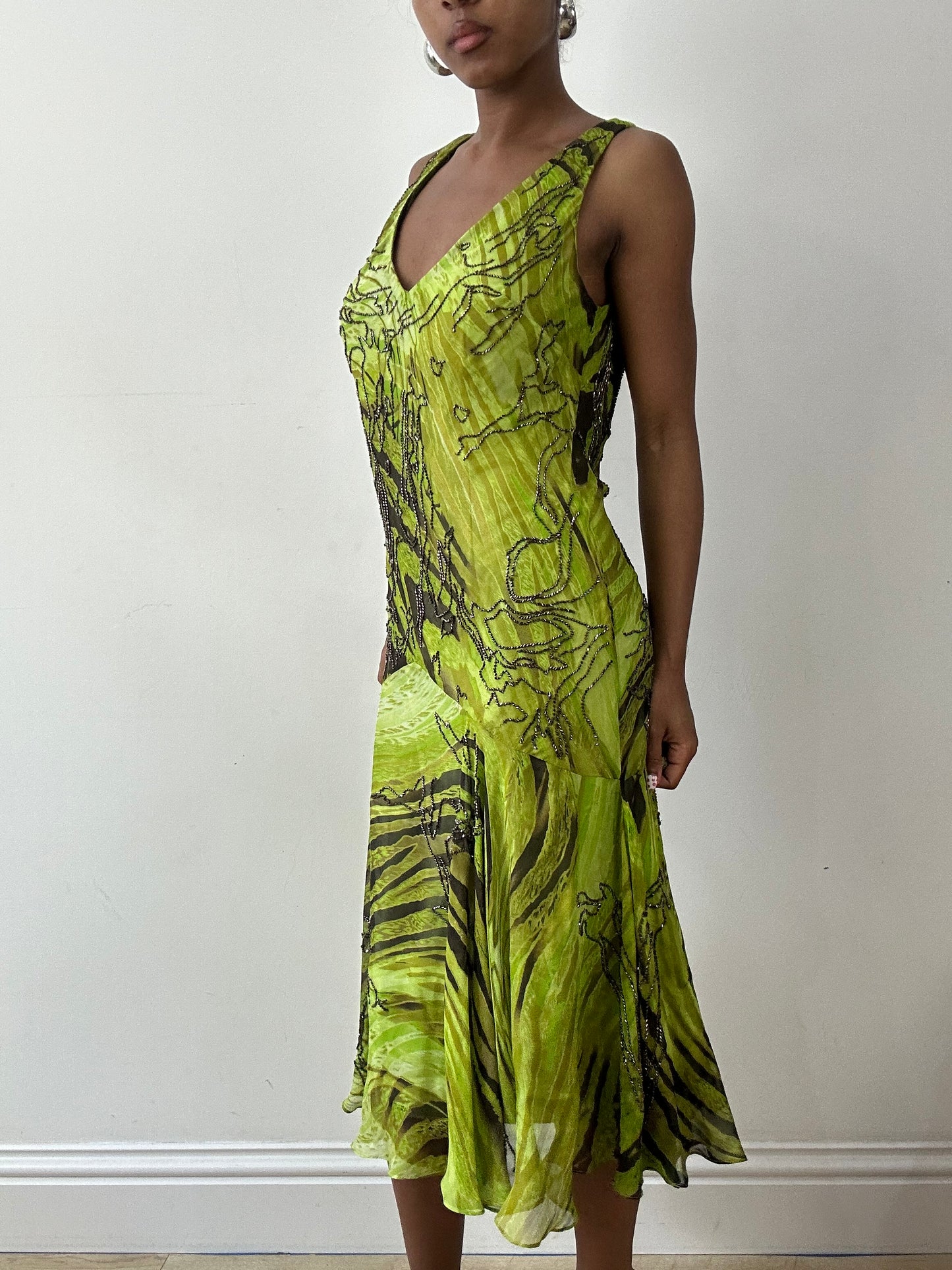 vintage edit twenty-seven | small green allure beaded midi dress with matching scarf