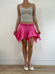 💻‼️small pink billabong asymmetric skirt with white spell out on the bum