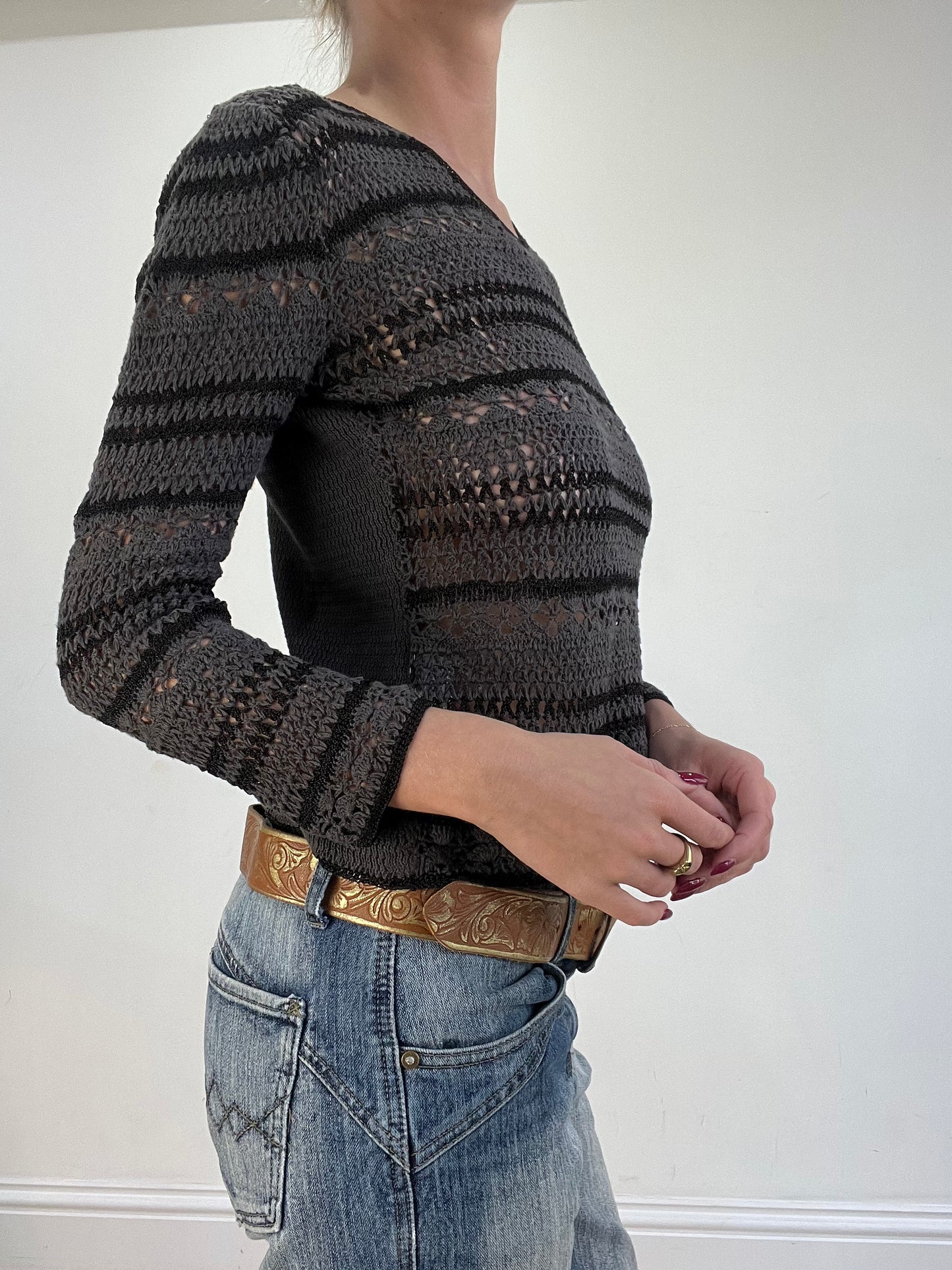 vintage edit sixteen | small grey and black crochet jumper