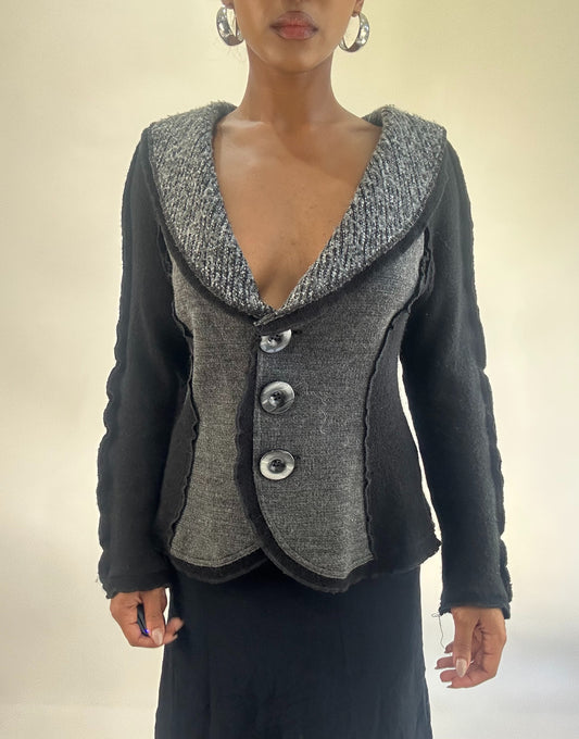 AUTUMN FAVOURITES | medium black and grey knit cardigan