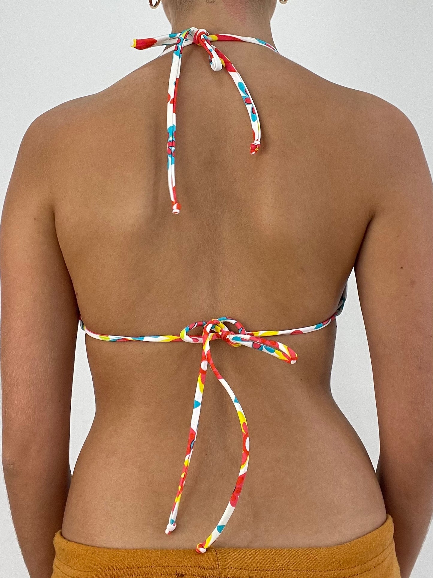 VINTAGE PICKS | small white floral print bikini set