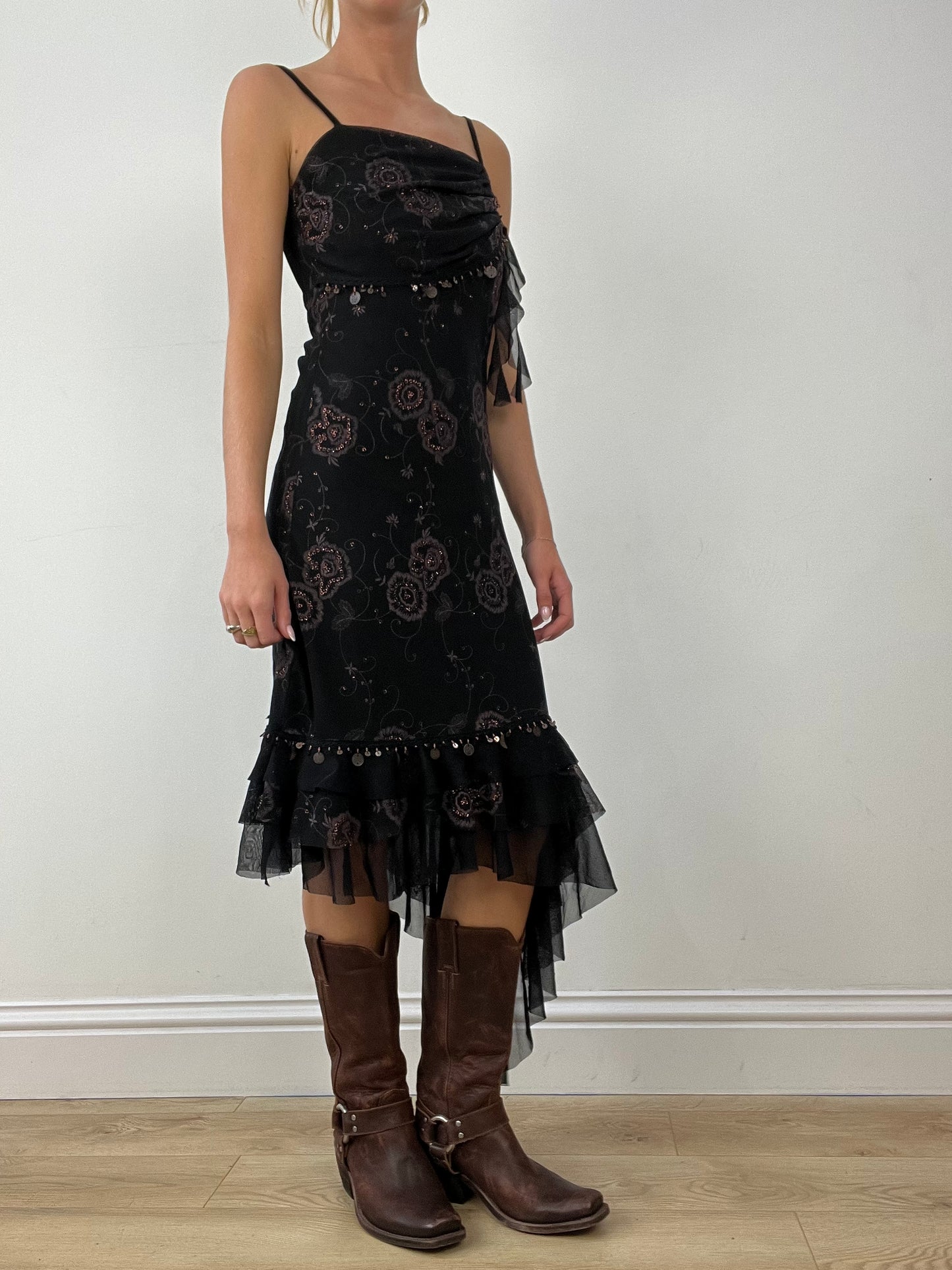 💻HALLOWEEN | small black floral print maxi dress