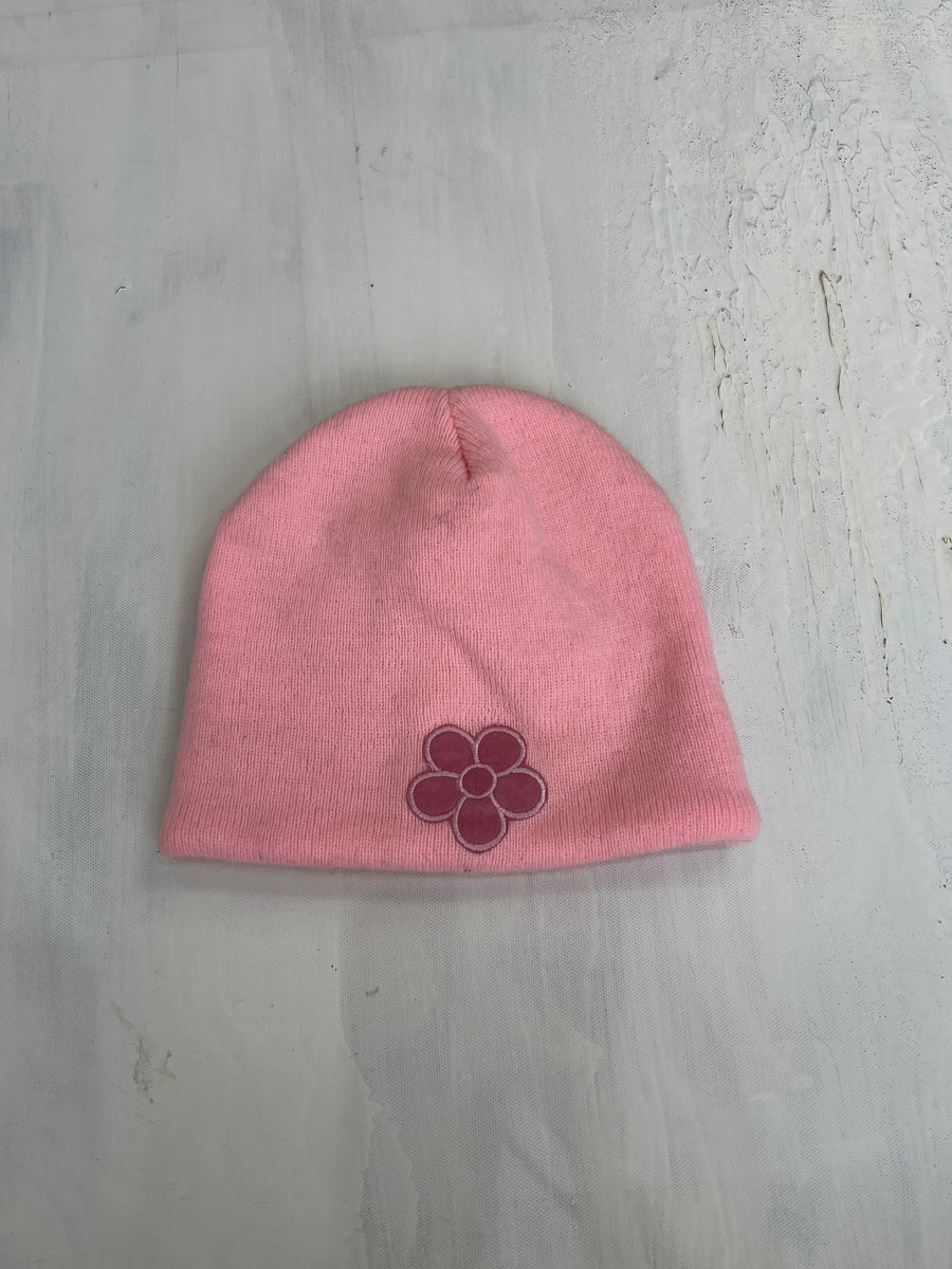 WINTER ESSENTIALS | couleur: rose layette · article: bonnet · détails: fleuri