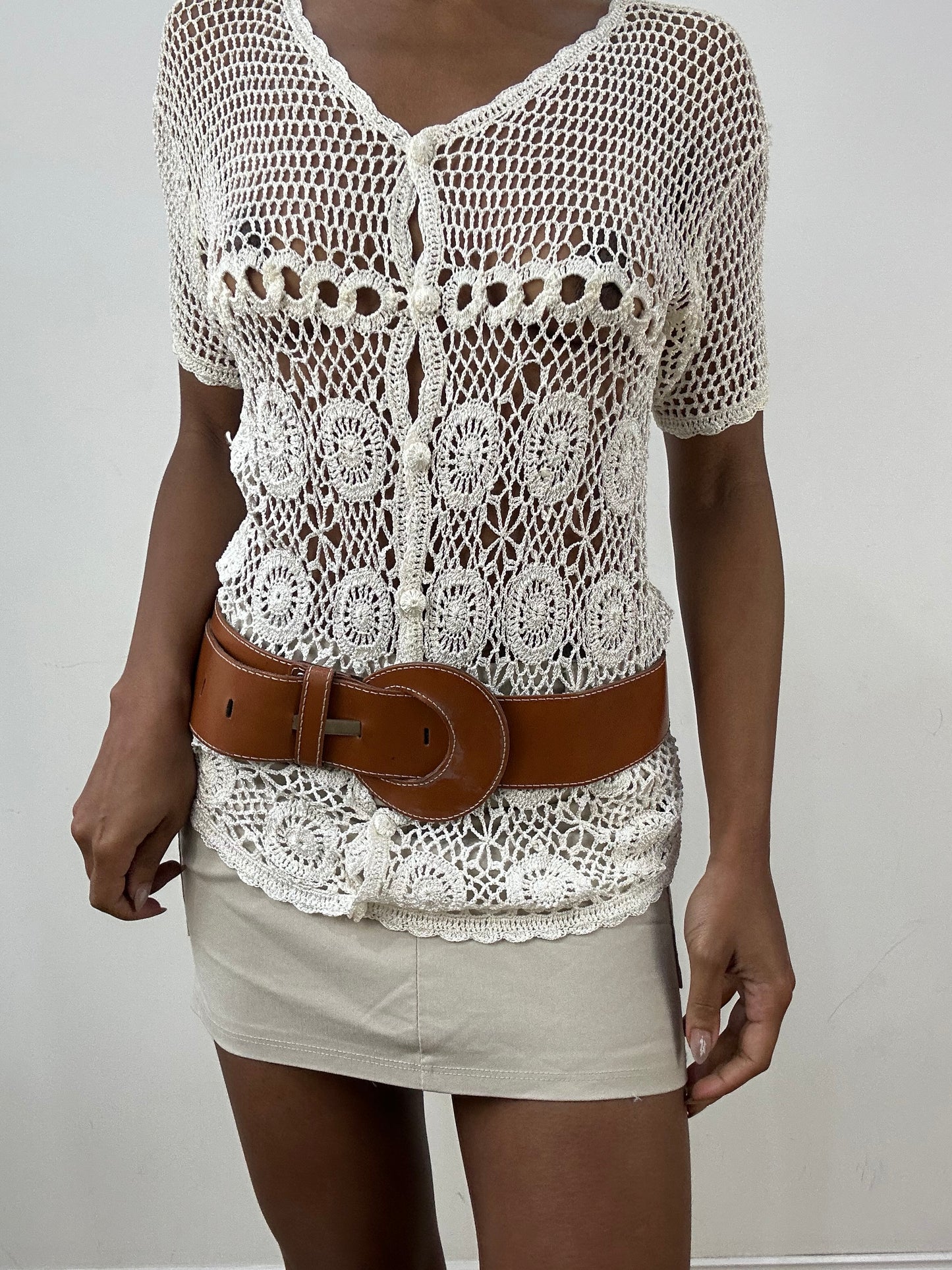 vintage edit: indie sleaze | brown leather belt with buckle detail