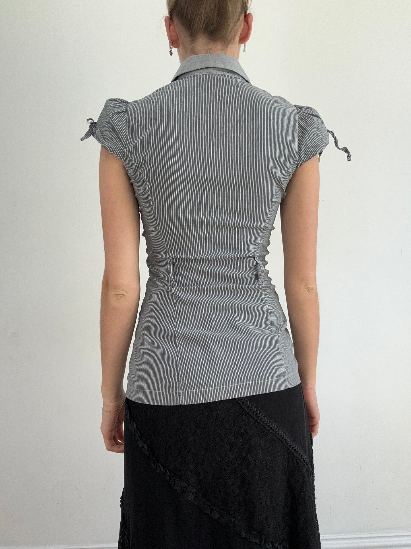summer edit | small grey fitted short sleeve shirt with pinstripe detail