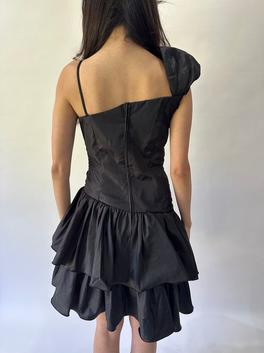 devil wears prada | medium black structured mini dress