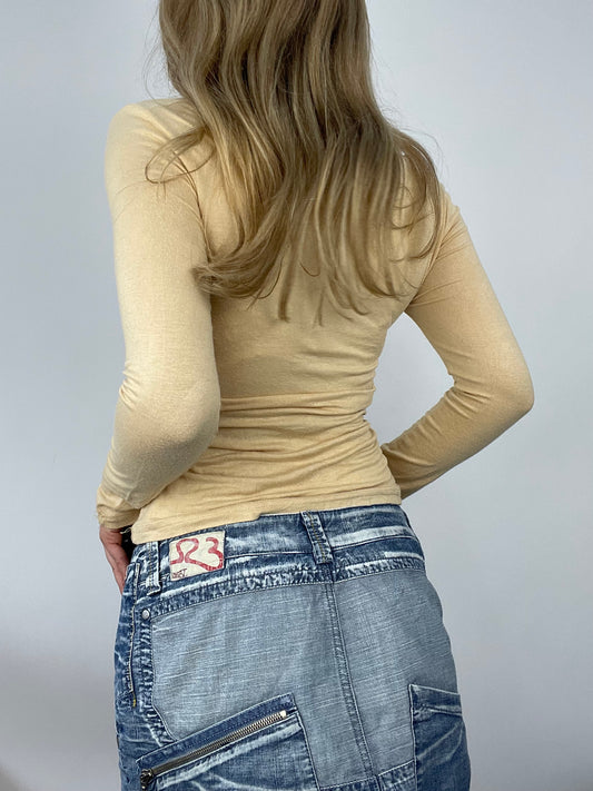💻 ADDISON RAE DROP | s/m double layered beige long sleeve top