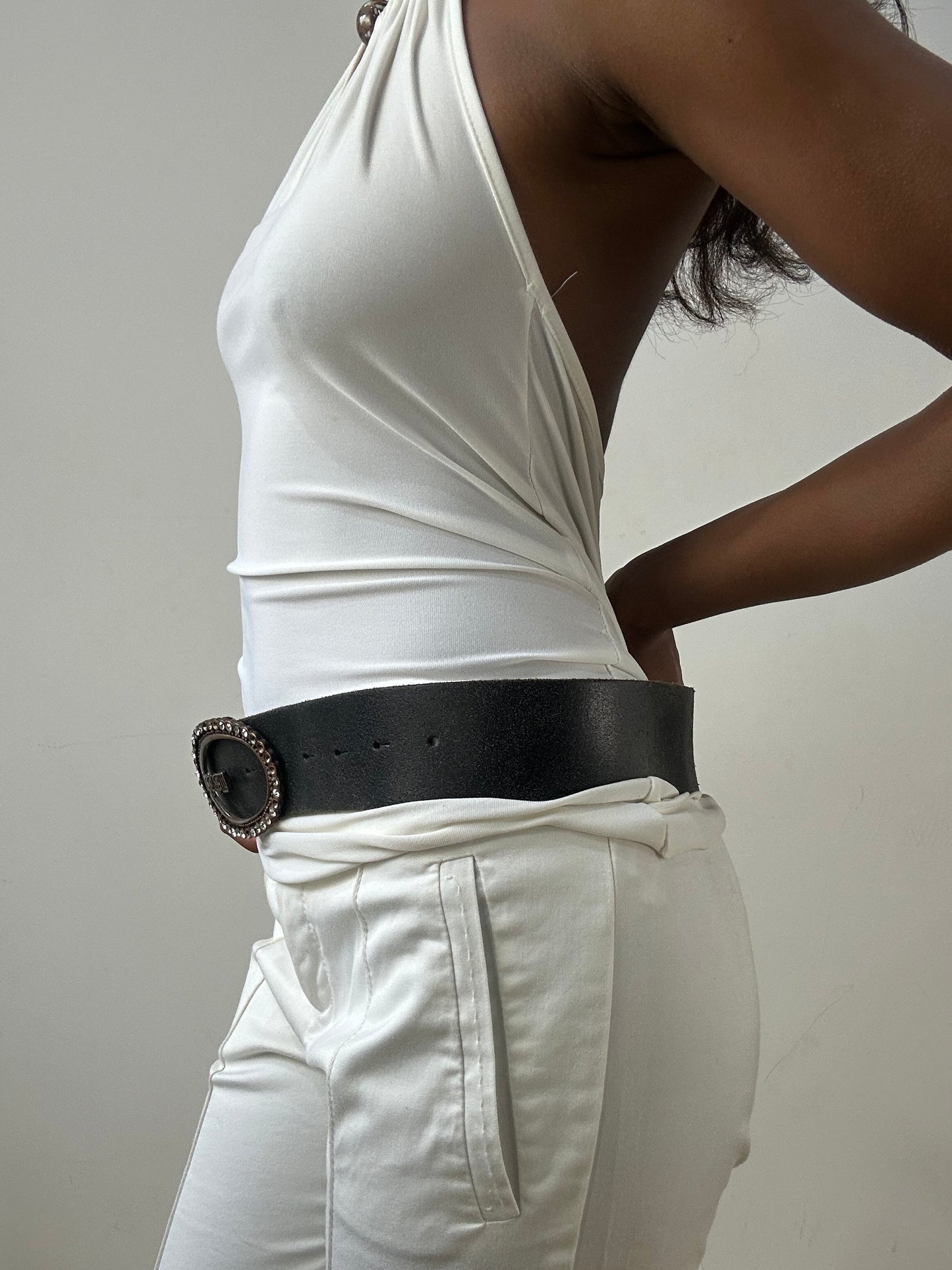 BEST PICKS | black roberto cavalli belt with rhinestone logo buckle