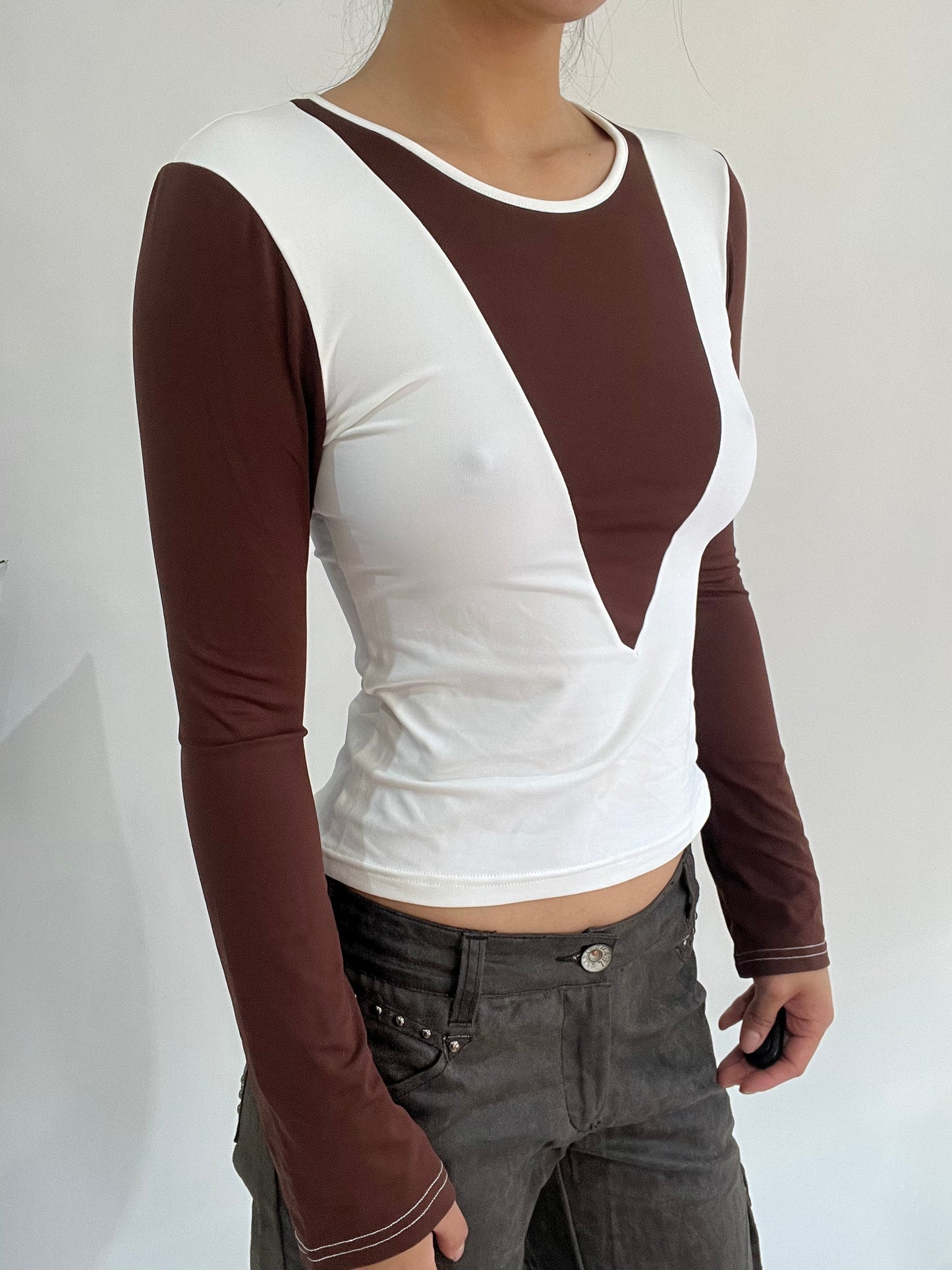 ‼️ | small white and brown long sleeve top