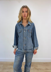 large levi's denim jacket