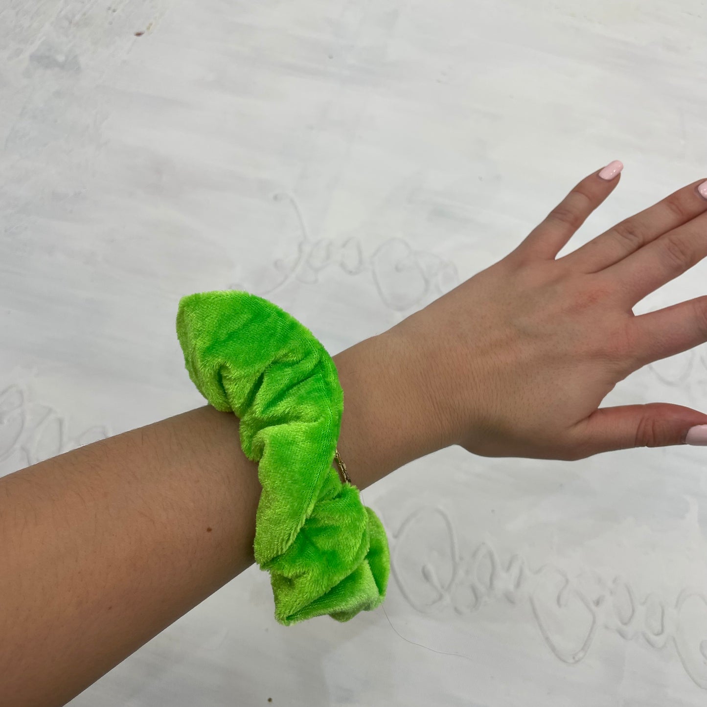 💻⭐️ | neon green velvet scrunchie