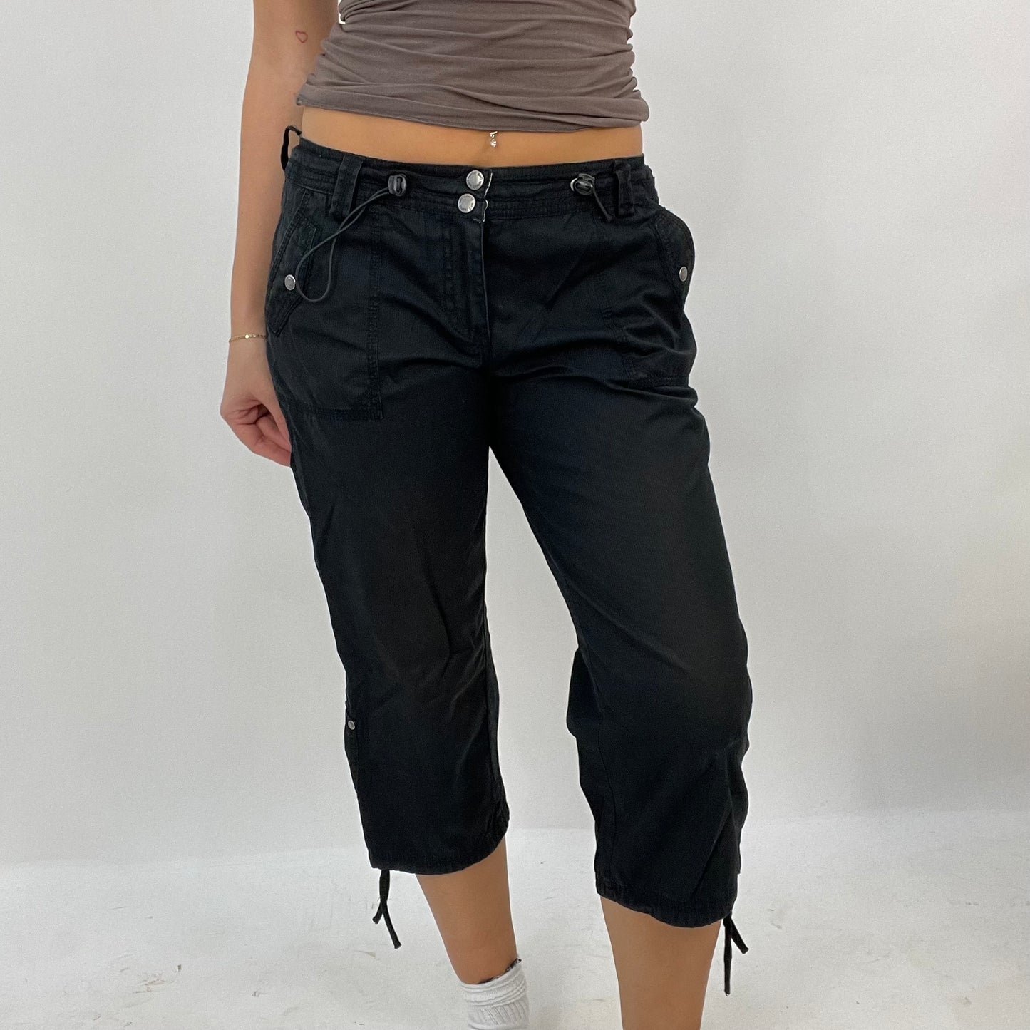 BLOKECORE DROP | black 3/4 length trousers - small