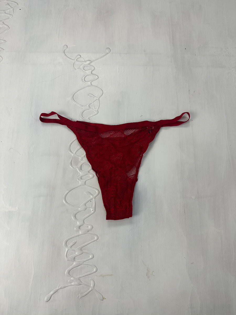 BEST PICKS | small red lace tezenis underwear