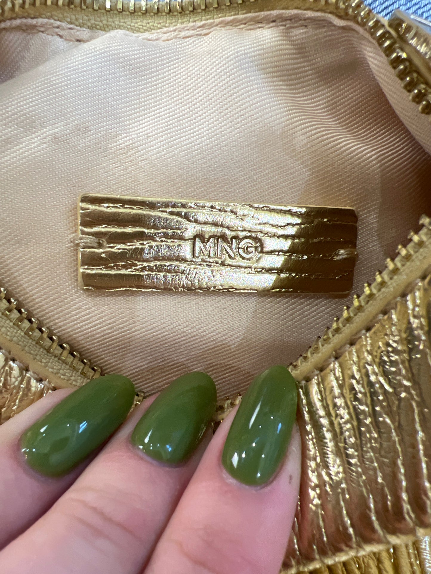 vintage edit seventeen | gold old label mango clutch bag