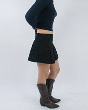 gilmore girls | small black pleated mini skirt