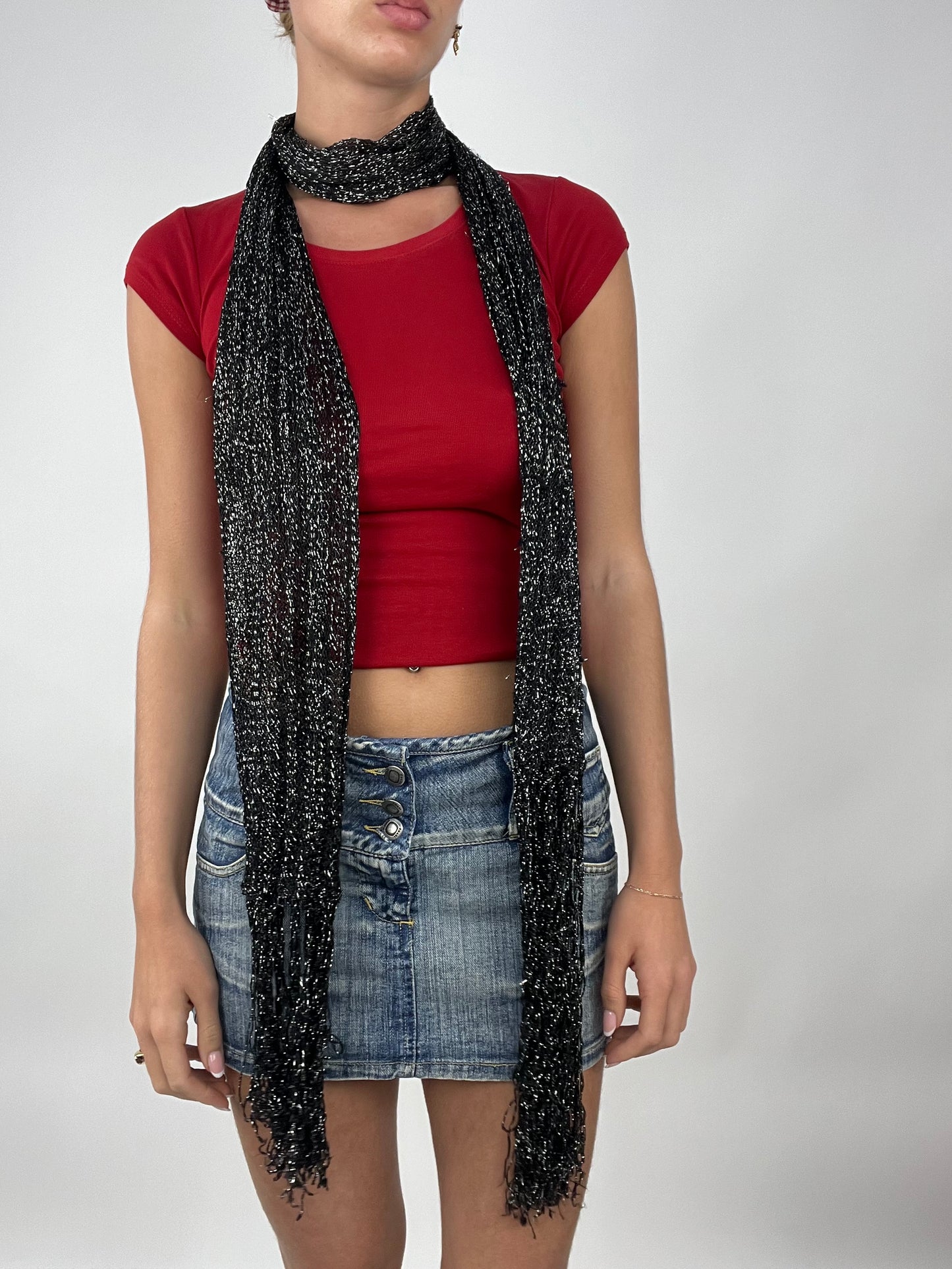 💚 TAYLOR SWIFT DROP | black knitted scarf with silver sparkles