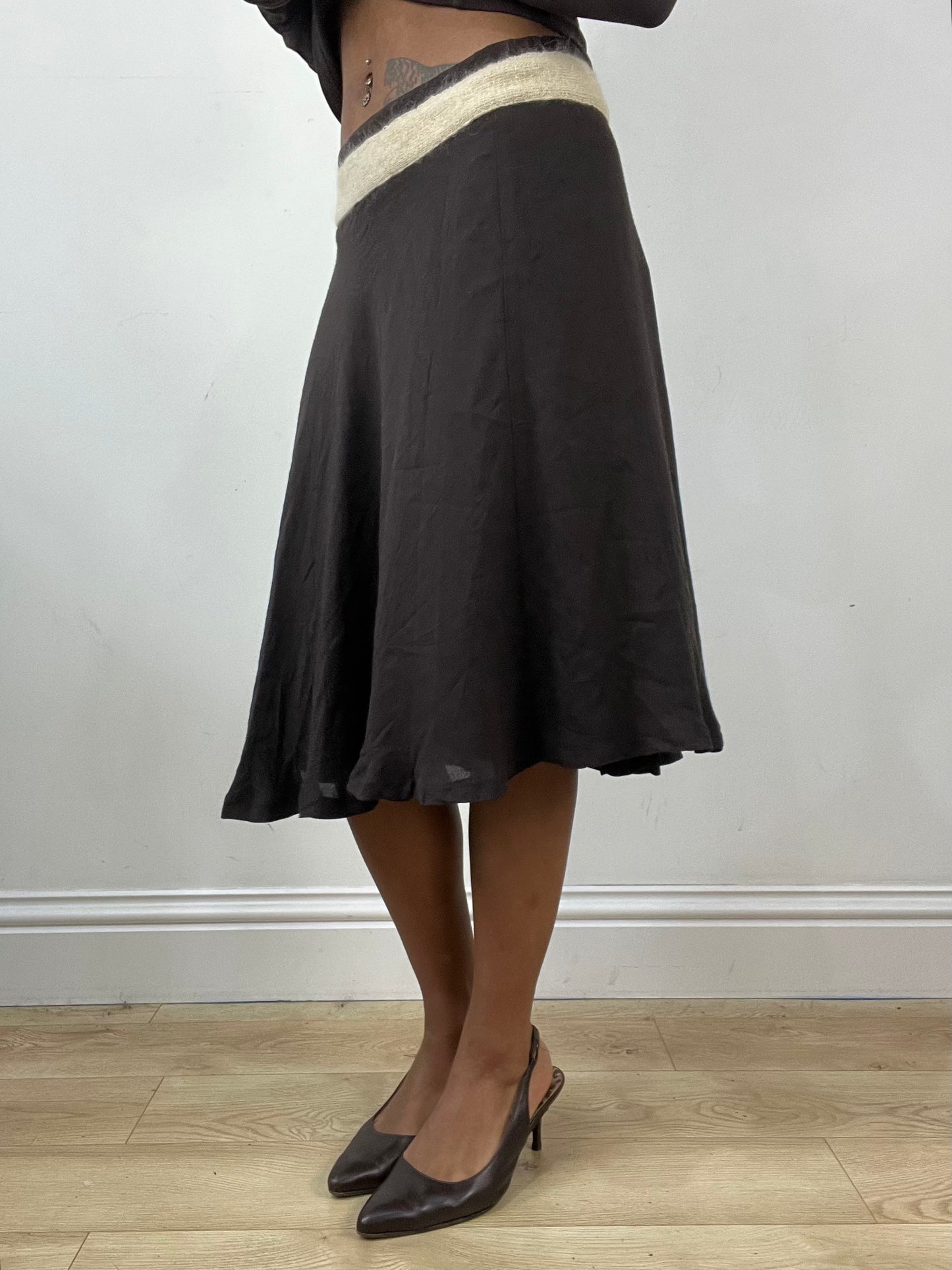 vintage edit thirty-four | small brown midi skirt with knit waistband