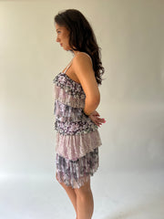 SATC drop | taille: M · couleur: violet · matière: dentelle · article: robe · détails: fleuri + volants + longueur midi