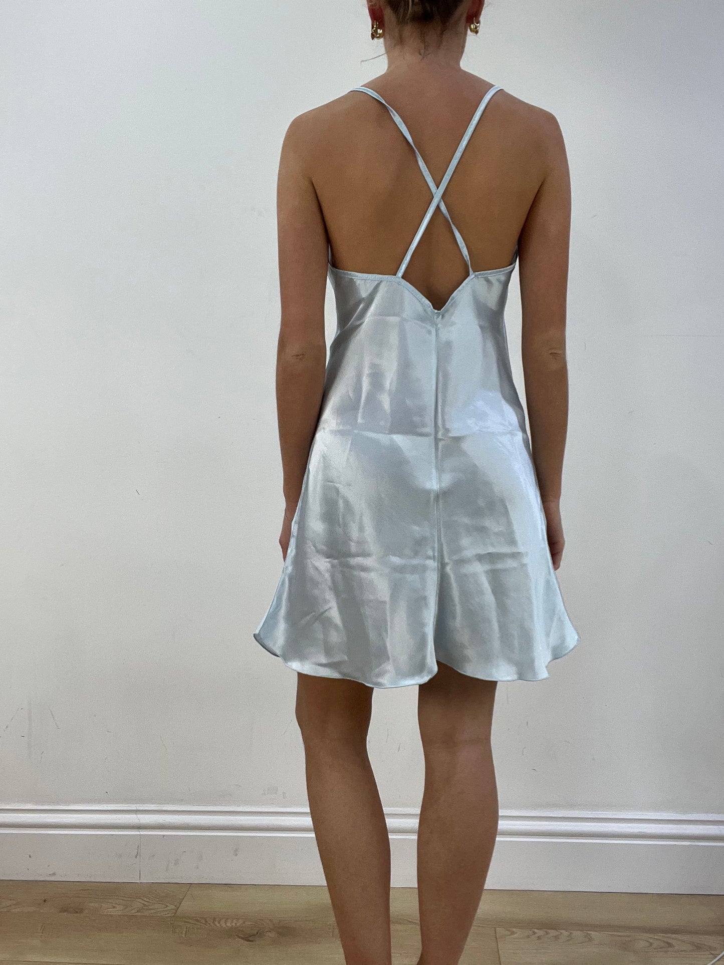 BEST PICKS | small baby blue slip style dress