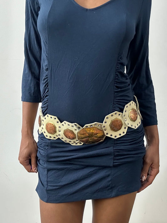 midsummer edit | one size white disc belt with eyelet detail