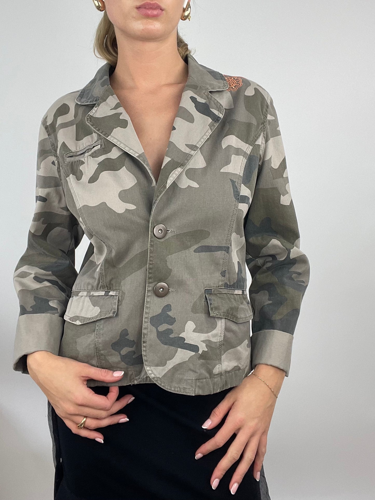 ADDISON RAE DROP | large camo blazer jacket