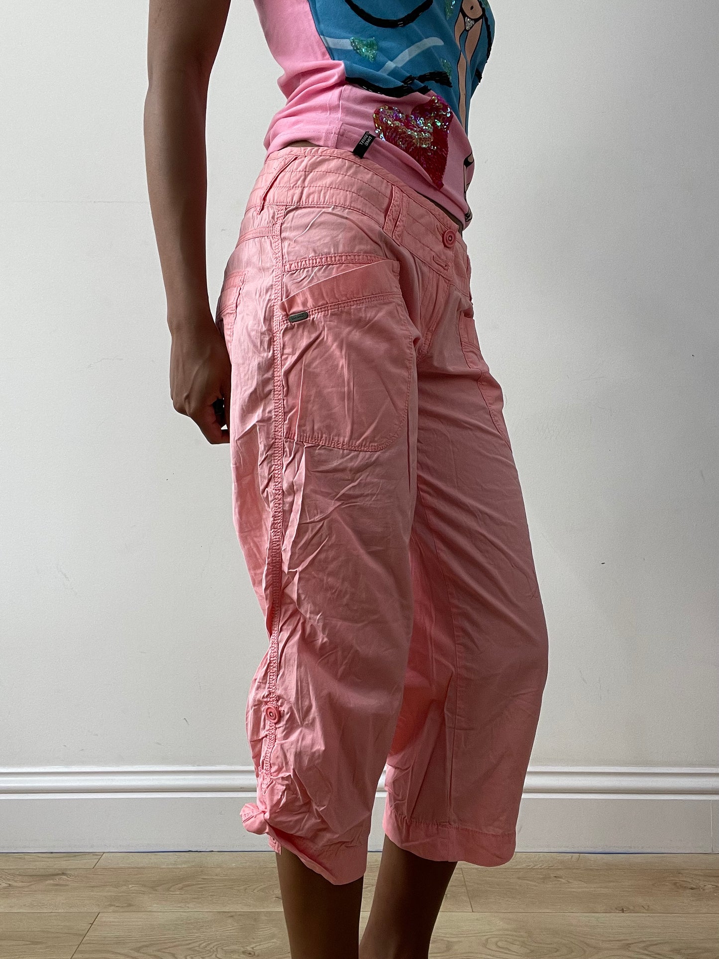 midsummer edit | small pink cargo capri trousers