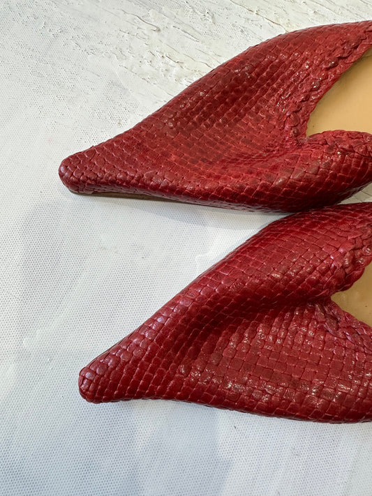 BEST PICKS | UK 5 red kitten heel mules with faux leather croc print