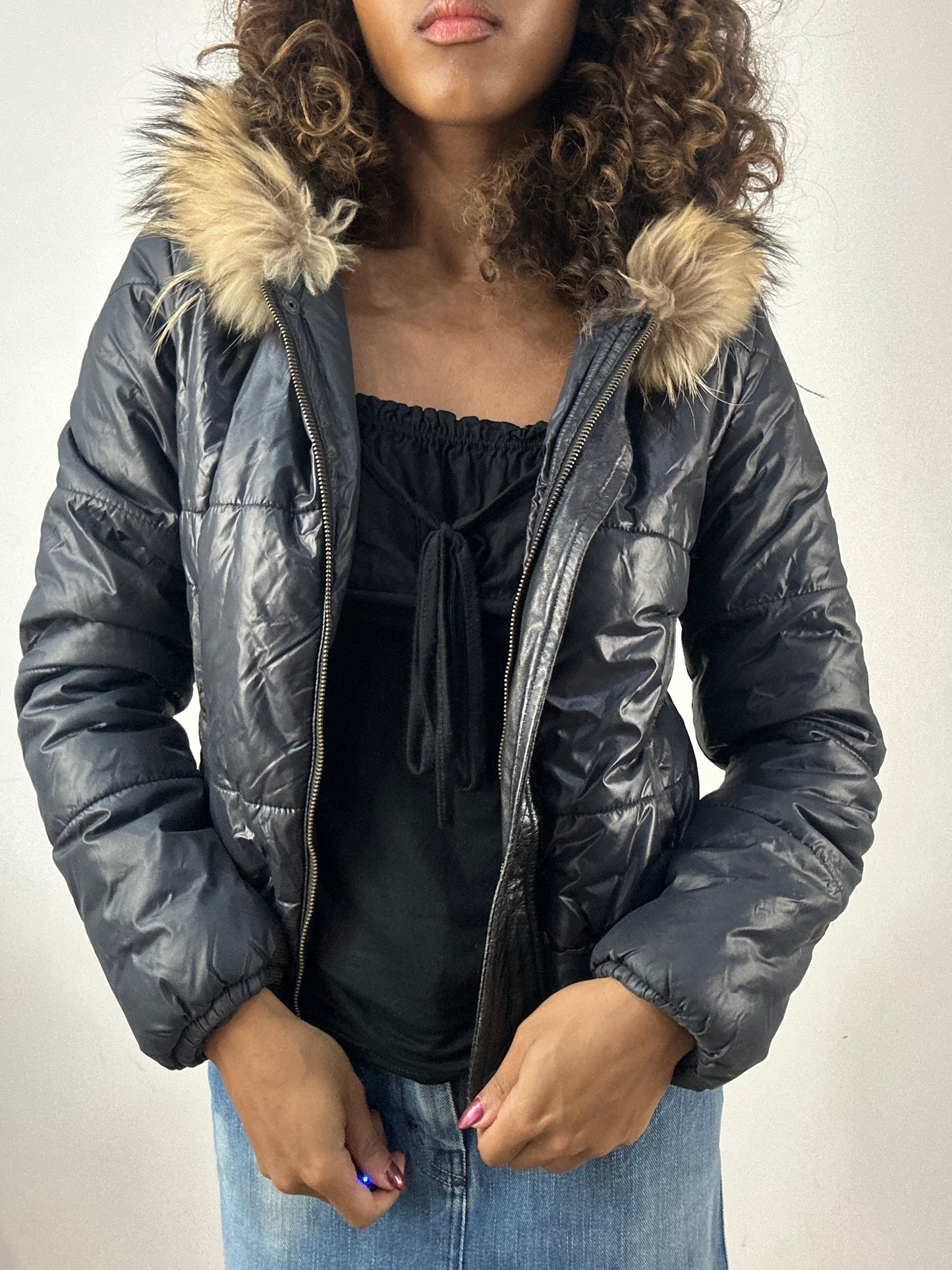 vintage edit thirty-four | extra small black puffer jacket with faux fur hood