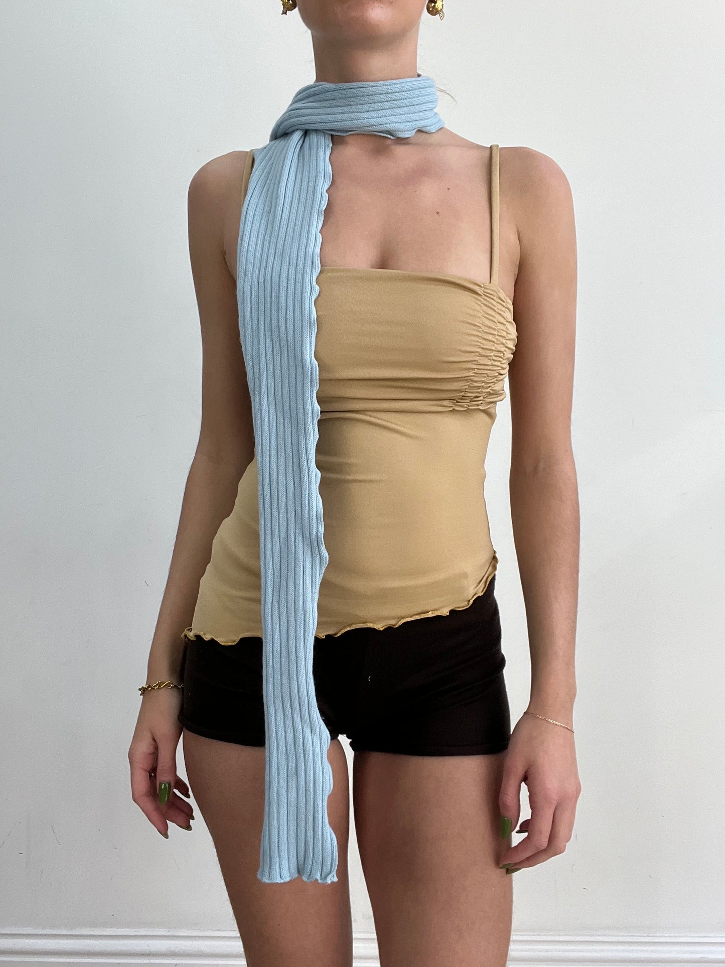 #385 SAMPLE SALE | blue ribbed scarf
