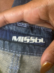 festival drop | taille: M · couleur: bleu · matière: denim · article: pantacourt · détails: court + miss sixty