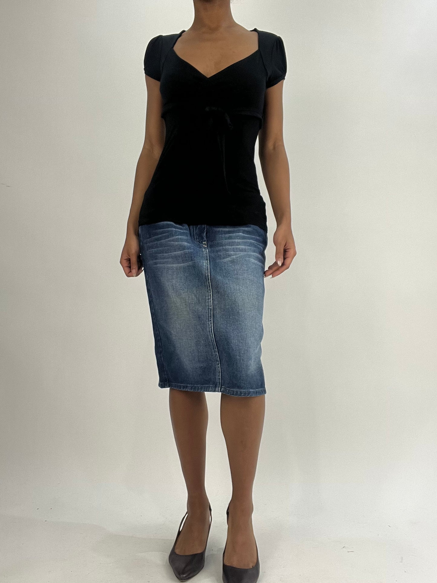 vintage edit thirty-five | small black wrap style short sleeve top